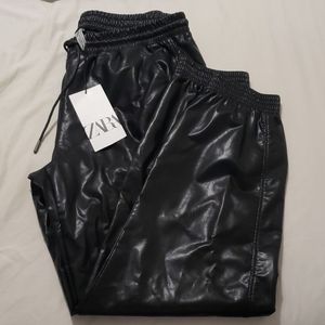 BOXING DAY PRICE $30